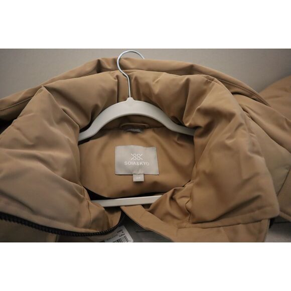 SOIA & KYO Women's Sz S Toffee Brown Cindi Hooded Down Puffer Jacket - Picture 3 of 12